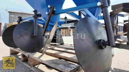 Картофелесажалка 2 КСТ 01-02 Феникс