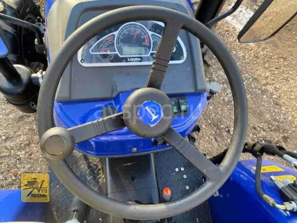 Трактор Lovol TE 244 HT с отвалом