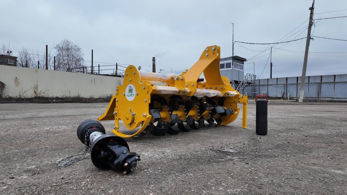 Почвофреза KRT 140